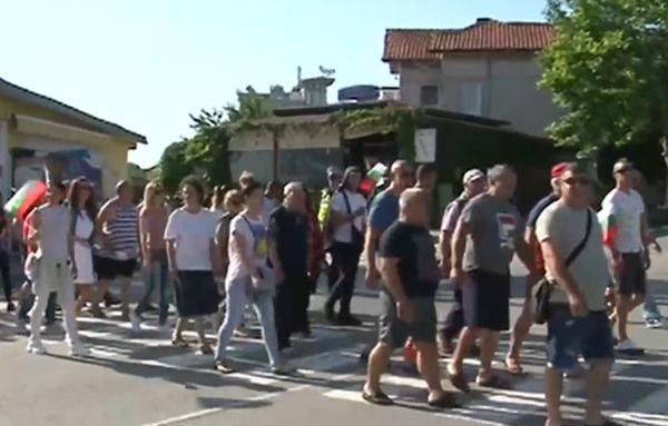 Хората от Обзор отново на протест